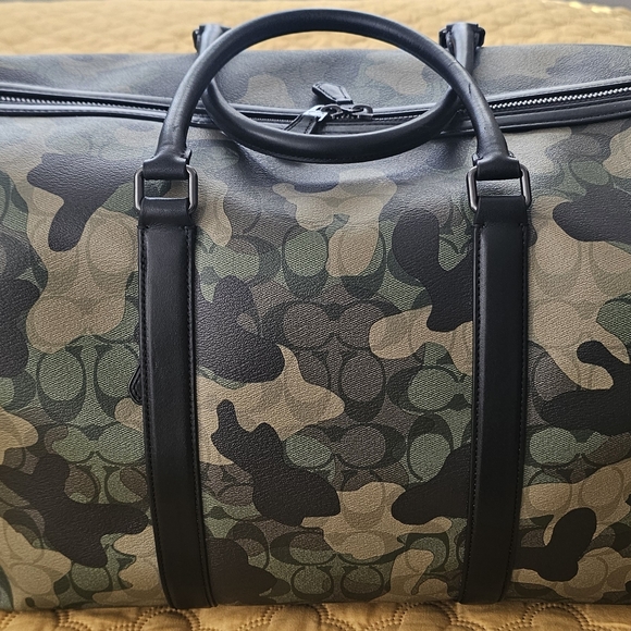 Coach Men's Green Camouflage Duffel Bag - Picture 2 of 6